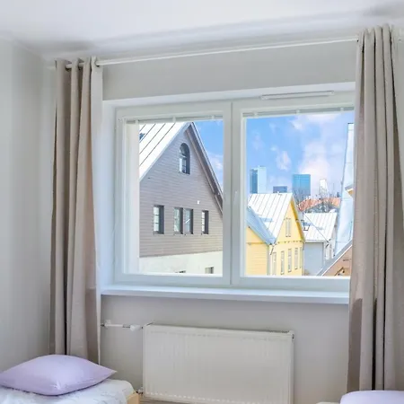 Spacious Family Friendly Apartment, Free Parking * Ταλίν